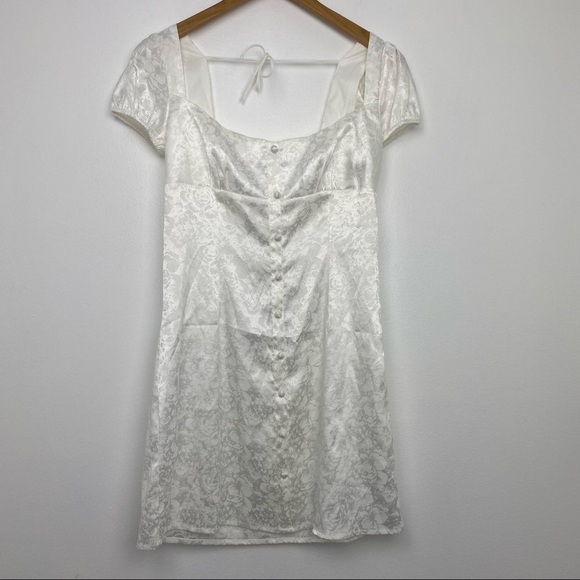Princess Polly Tyra Mini Dress Sz 6 White Short  Sleeve Bridal Bride Graduation - Picture 3 of 11
